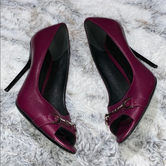 Gucci peep toe stilettos authentic in 38 1/2 (8.5) - Picture 1 of 8